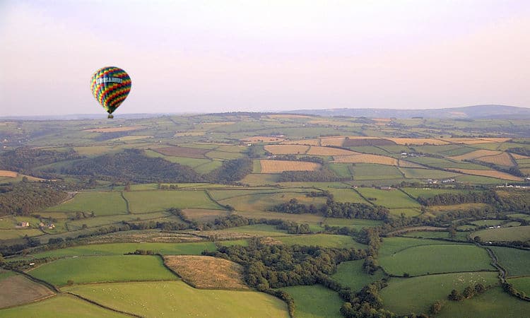 hot air balloon cornwall